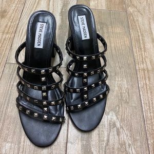 Black sandals like new!